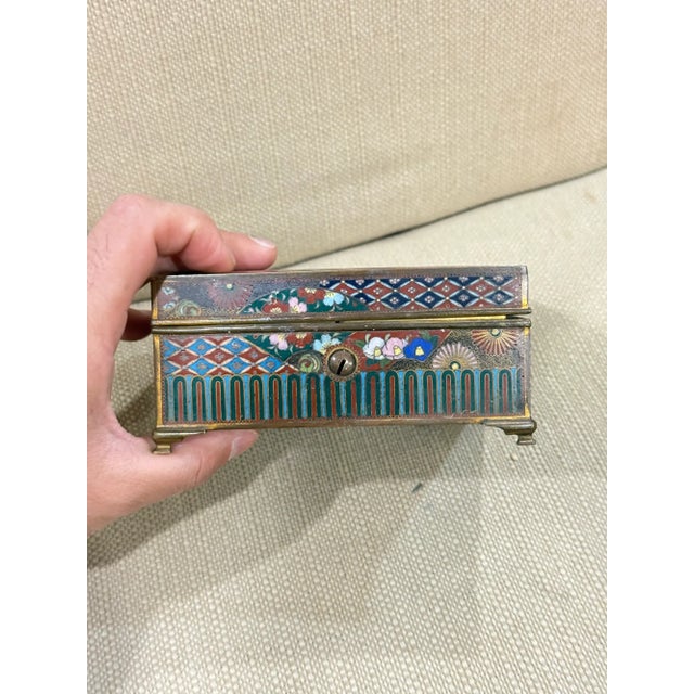 Japanese Cloisonne Enamel Dragon Trinket Box Attributed to Inaba, Meiji For Sale - Image 4 of 12
