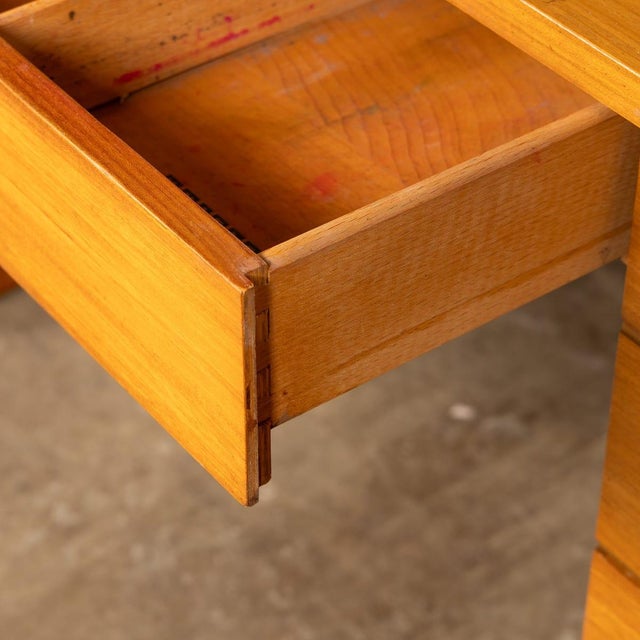 Vintage English Q Dressing Table by Gunther Hoffstead for Uniflex, 1960s For Sale - Image 14 of 18