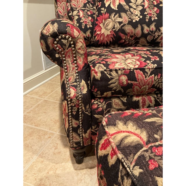 Smith Brothers of Berne Traditional Floral Tilt-Back Chair and Ottoman - Set of 2 For Sale - Image 17 of 17