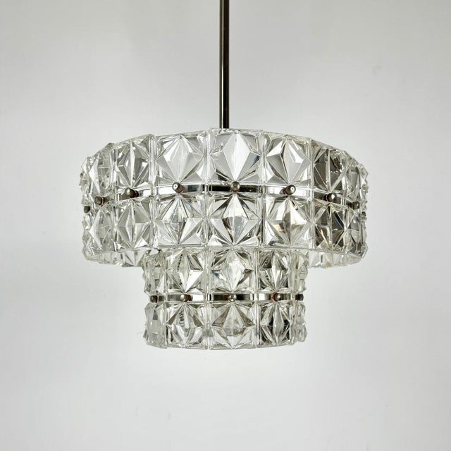 Mid-Century Modern Crystal Glass Plates & Chrome Chandelier from Targetti Sankey, Italy, 1960s, in Very Good conditions....