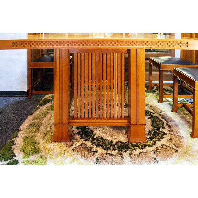 Mid-Century Modern Table 615 Husser by Frank Lloyd Wright for Cassina, Italy, 1992 For Sale - Image 3 of 6