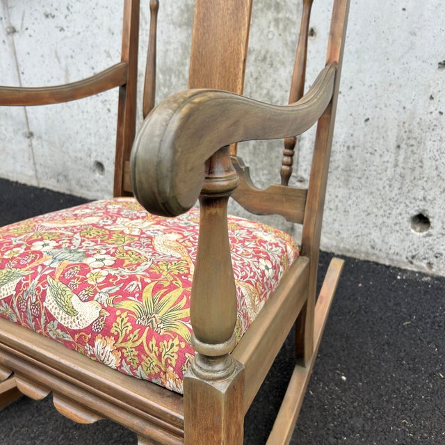 Early 20th Century Rocking Chair With Bird & Botanical Upholstery For Sale In Chicago - Image 6 of 9