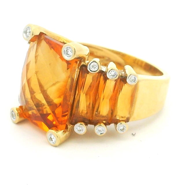 1980s Italian 18k Gold Citrine & Diamond Architectural Cocktail Ring, Size 7 For Sale - Image 11 of 14