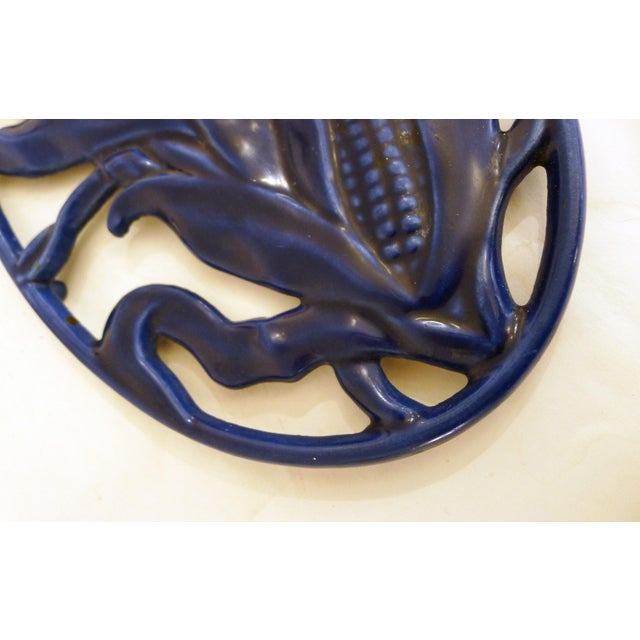 Corn Cob Trivet in Enameled Cast Iron, 1950s For Sale - Image 4 of 10