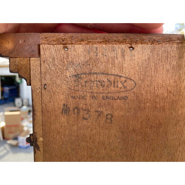 Brown Vintage George III Style Mahogany Corner Cabinet For Sale - Image 8 of 12