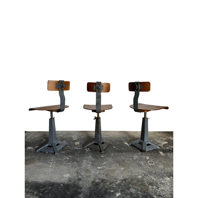 Industrial Factory Machinist Sewing Chairs from Simanco, 1940s, Set of 3 For Sale - Image 4 of 7