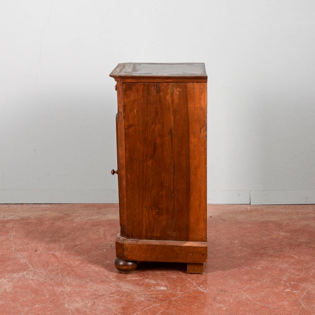 Bedside Table in Wood and Veneer For Sale - Image 9 of 18