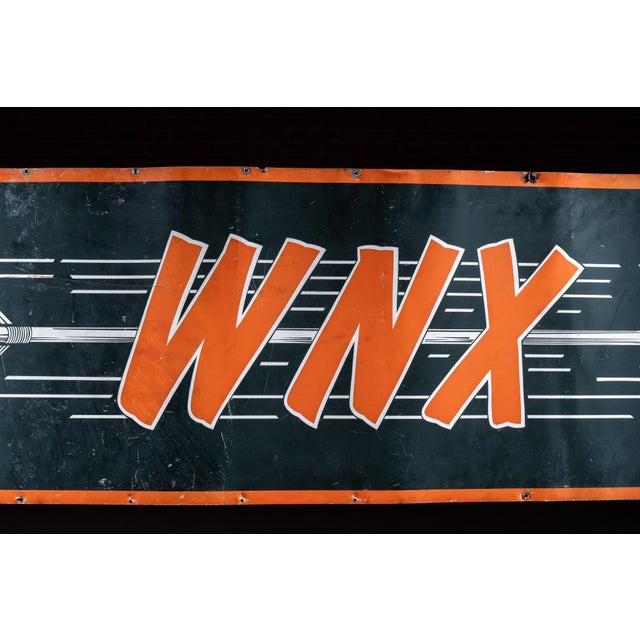 American Vintage West Nebraska Express (Wnx) Railroad Painted Tin Sign For Sale - Image 3 of 8