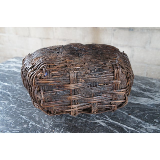 Early 20th Century Antique Chinese Woven Willow Oil Container For Sale - Image 9 of 10