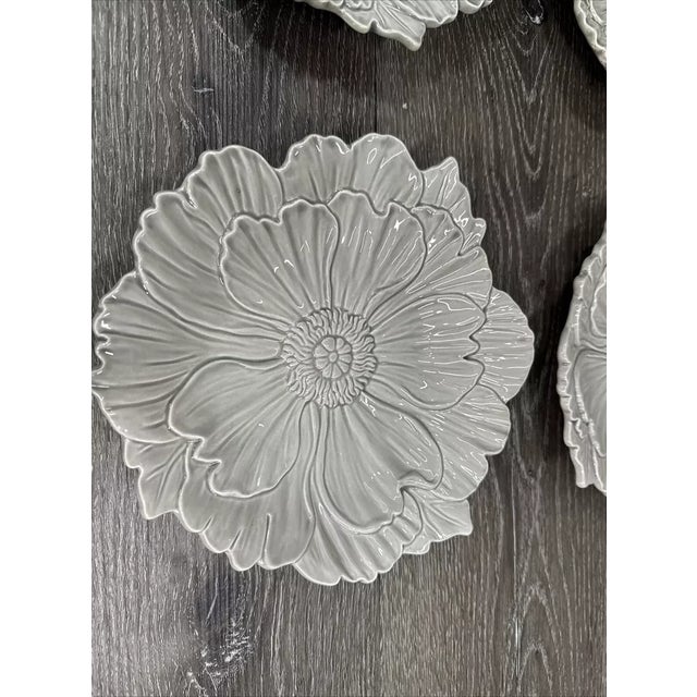 Fitz and Floyd Vinatge Fitz and Floyd Savannah Home Gray Flower Salad Plates- Set of 4 For Sale - Image 4 of 6