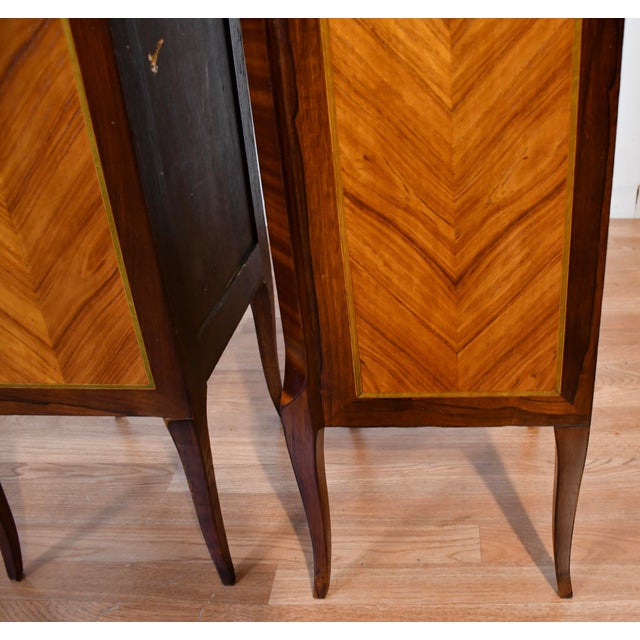 1900s Pair Antique French Louis XV Walnut & Satinwood Marble Top Lingerie Stands For Sale - Image 18 of 18