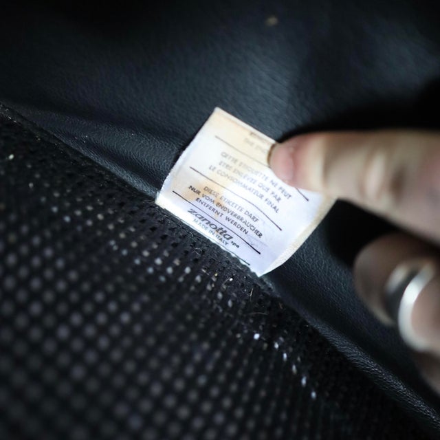 1980s Onda Loveseat by De Pas, D’Urbino, and Lomazzi For Sale - Image 5 of 5