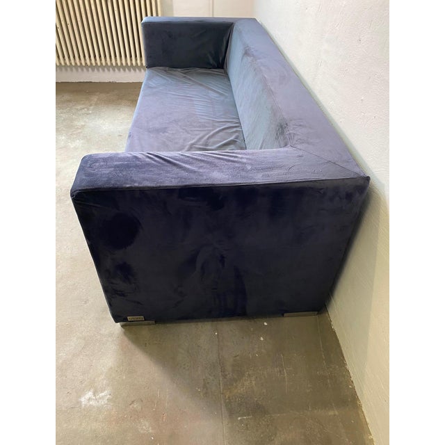 Omnibus 2-Arm Sofa in Black Velvet from Vladimir Kagan, 1990s For Sale - Image 4 of 5