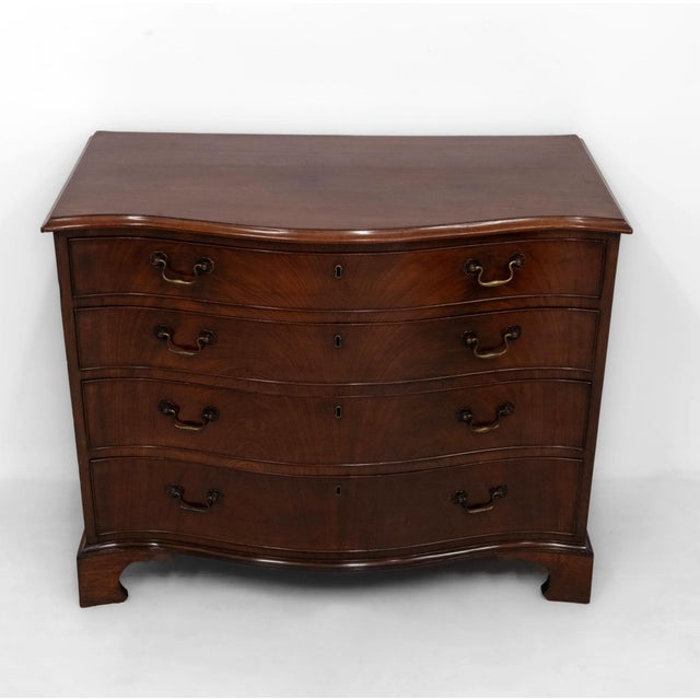 George III Mahogany Serpentine Chest of Drawers For Sale - Image 4 of 18