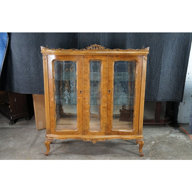 Brown Antique Italian Baroque Rococo Walnut Burr Curio Display Cabinet Glass Showcase For Sale - Image 8 of 18