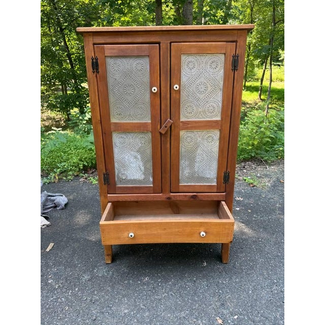 Wood Vintage Early American Primitive Rustic Style Pie Safe Cabinet With Punched Tin Front Panels For Sale - Image 7 of 15