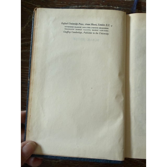 1940s Bleak House by Charles Dickens 1948 Oxford University Press Leather Bound Illustrated Classic Novel For Sale - Image 5 of 10