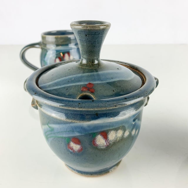 1980s Vintage Abstract Studio Pottery Mug Sugar / Honey Creamer Set Signed Blue Green For Sale - Image 5 of 12