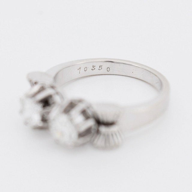 Late Art Deco Toi Et Moi Ribbon Diamonds Ring - 1945, Size 5.75 For Sale - Image 6 of 7