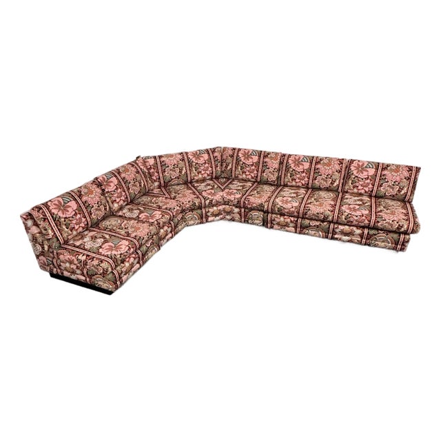 Mid 20th Century Shangri-La Chita Printed Floral Sectional Sofa For Sale