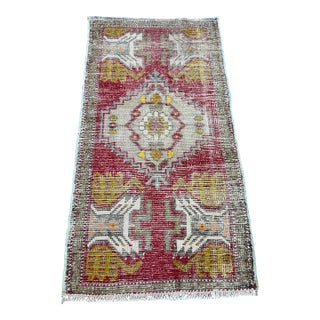 Turkish Yastik Rug 1'9" x 3'3" For Sale