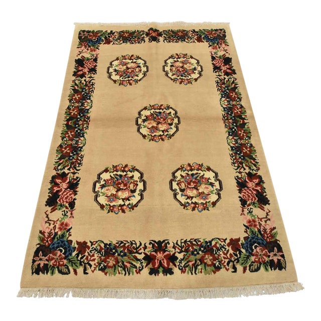 Bakhtiari Rug 4’5” X 6’7” Beige Wool Vintage Traditional Hand-Knotted Carpet For Sale