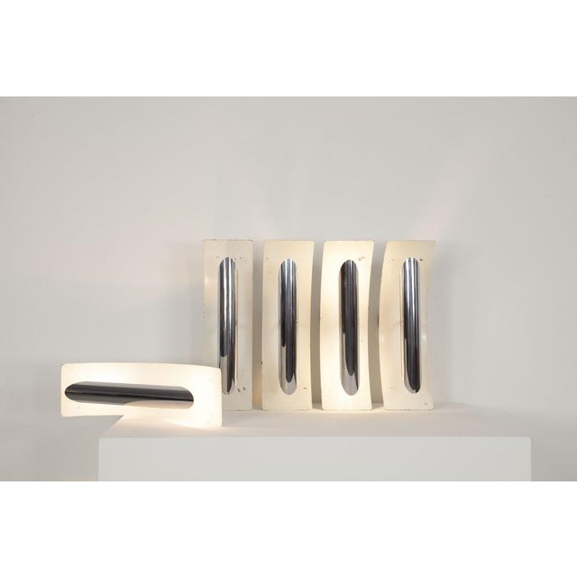 Wall Lamps in White Painted Aluminum and Chrome, Italy, 1970s, Set of 5 For Sale - Image 4 of 18