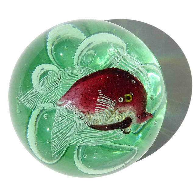 Murano Murano Red Purple Gold Leaf Fish Large Bubbles Italian Art Glass Green Uv Reactive Paperweight, Cenedese Barbini For Sale - Image 4 of 9