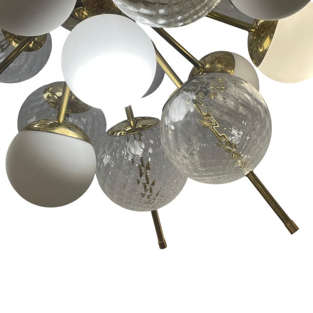 Sputnik Lamp with White and Transparent Murano Glass Bubbles, 1960s For Sale - Image 6 of 10