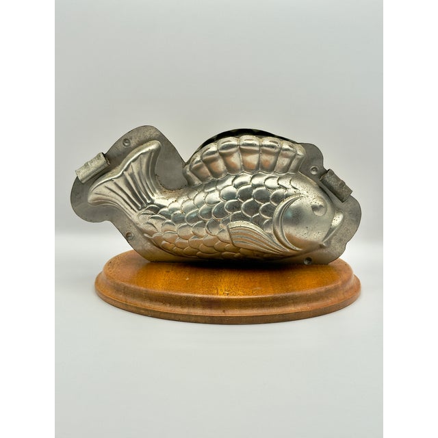 Mid-Century Modern Vintage Belgian Fish Chocolate Mold – Waldek Dilbeek – Mid-20th Century Tinplate Candy Mold For Sale - Image 3 of 8