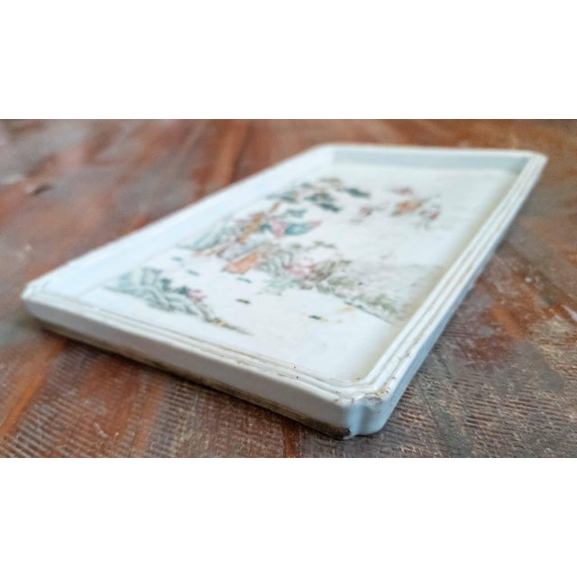 19th Century Chinese Porcelain Tray in Famille Rose Palette, Probably Daoguang Period For Sale - Image 16 of 18