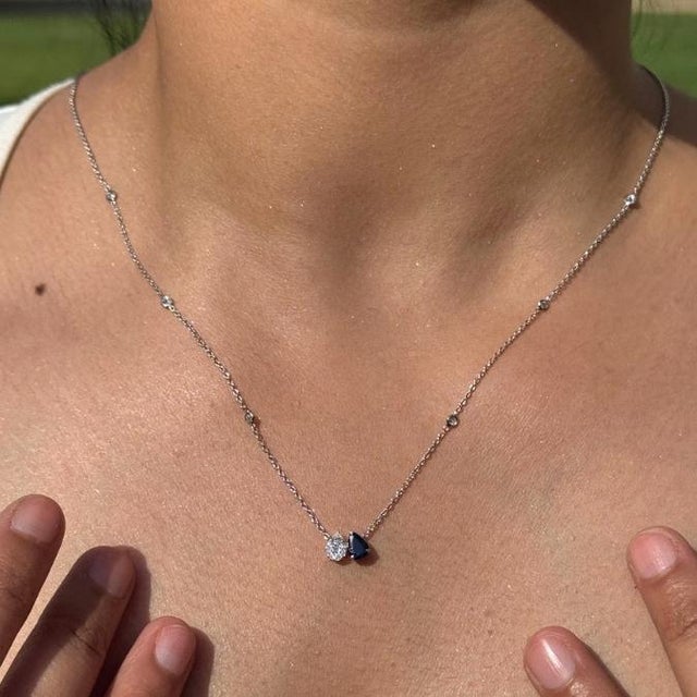 Modern Toi Et Moi Pear Cut Blue Sapphire & Diamond Pendant Necklace in 14k White Gold For Sale - Image 3 of 15