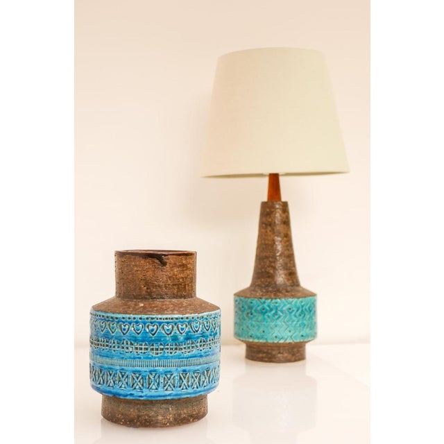 Vintage Rimini Blue Ceramic Vase by Aldo Londi for Bitossi, Italy, 1960s For Sale - Image 13 of 14