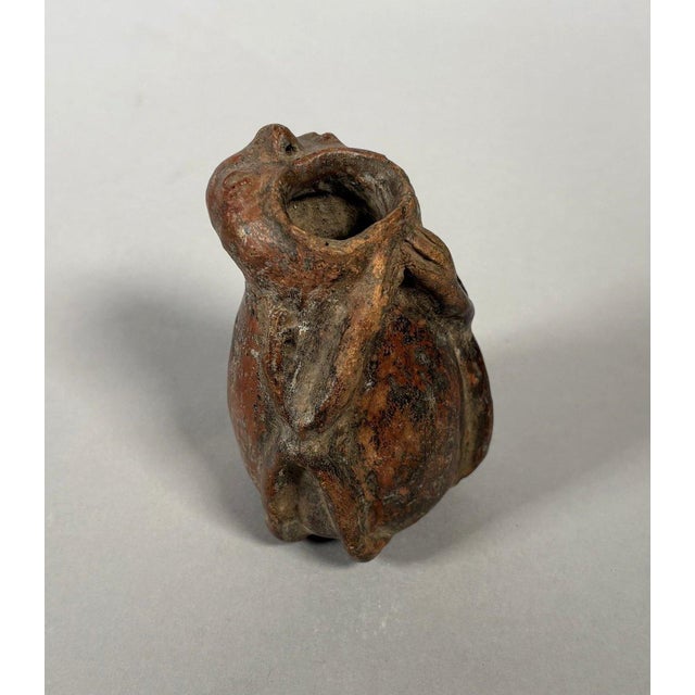 Shamanic pendant vase, Quimbaya culture, Colombia, circa 500-1500 AD, pre-Columbian For Sale