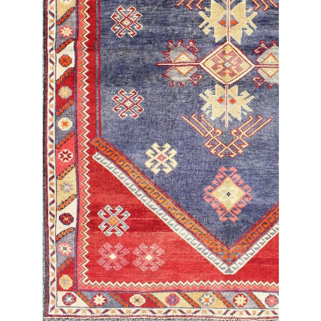 Turkish Vintage Turkish Oushak Rug With Geometric Design in Blue and Red For Sale - Image 3 of 7