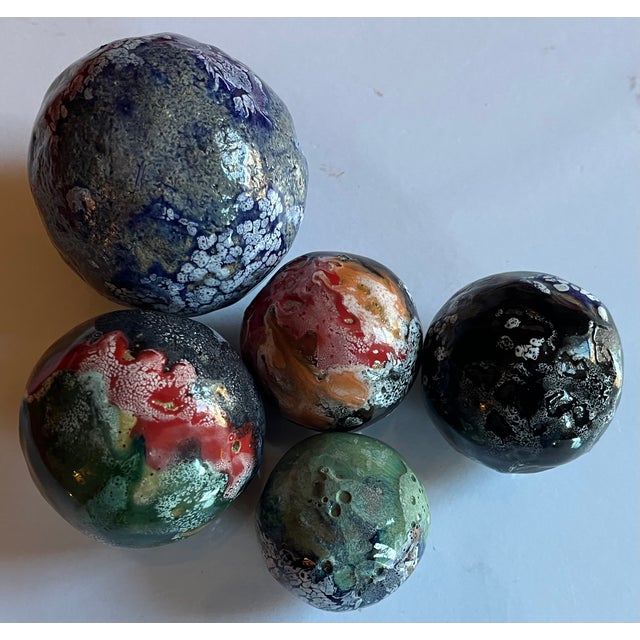 Modernist Mid-Century Sculpture of Experimental Glazed Pottery Moon Balls - Set of 5 For Sale - Image 10 of 16