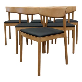 Set of 6 Beech Dining Chairs by Andreu World For Sale