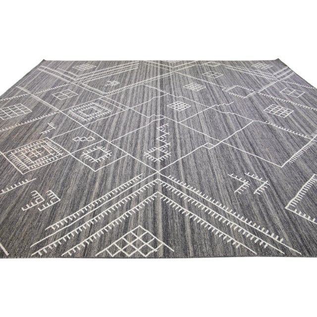 Early 21st Century Early 21st Century Modern Oversize Flatweave Kilim Wool Rug With White Geometric Motif by Apadana For Sale - Image 5 of 6
