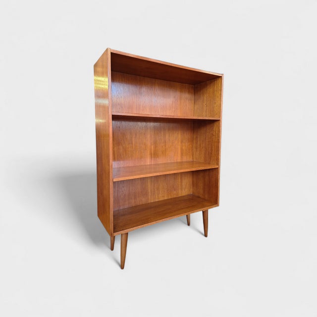 Freestanding Teak Bookcase with Adjustable Shelves, Denmark, 1960s For Sale - Image 9 of 9