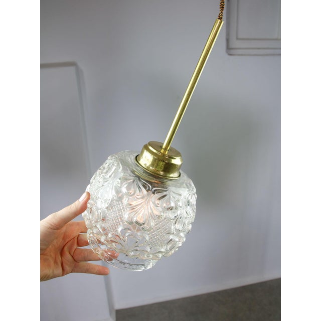 Metal Mid-Century Italian Glass and Brass Pendant Lamp, 1960s For Sale - Image 7 of 13
