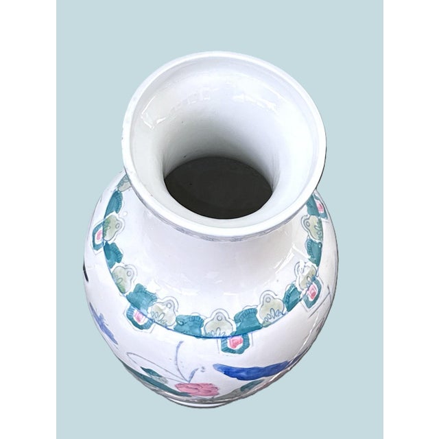 Mid 20th Century Large Vintage Chinoiserie Vase: Pink Lotus, Bird & Chrysanthemum Decor For Sale - Image 5 of 8