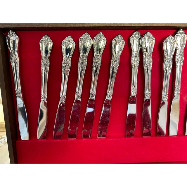 Metal Vintage Distinction Deluxe Stainless by Oneida Hh Kennett Square Flatware Set- 43 Pieces For Sale - Image 7 of 7