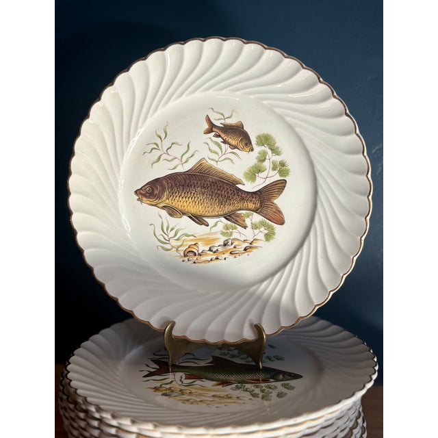 Mid 20th Century Lunéville K&g French Faience Fish Service, Platter and 10 Plates - Set of 11 For Sale - Image 5 of 9
