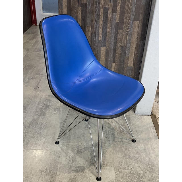 Vintage Blue Vinyl and Fiberglass Chair by Charles and Ray Eames for Herman Miller, 1950s For Sale - Image 14 of 18