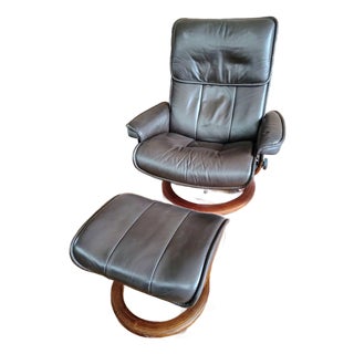 1990s Ekornes Stressless Norwegian Leather Recliner & Ottoman, Brown For Sale