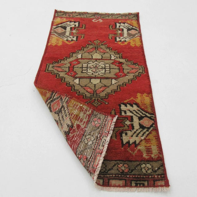 Mid-Century Modern Vintage Mini Turkish Vintage Rug For Sale - Image 3 of 4