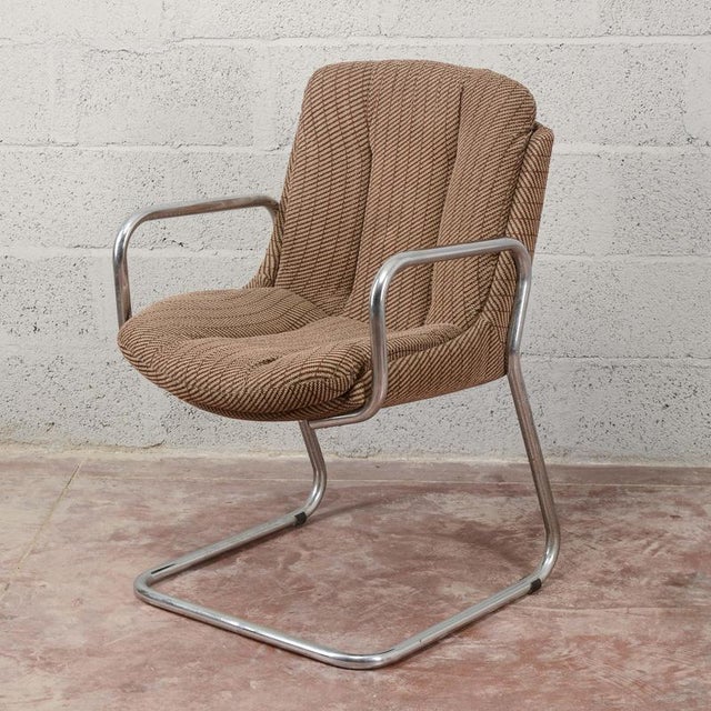Mid-Century Modern Vintage Lounge Chair in Padded Fabric, 1970s For Sale - Image 3 of 9