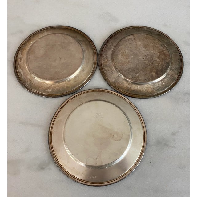 F.B. Rogers Silver Co. Set of 3 Vintage Silver on Copper Bread Plates by f.b. Rogers Silver Co. For Sale - Image 4 of 6