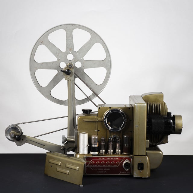 16mm Magis Rome Projector For Sale - Image 17 of 18