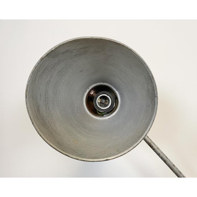 Gray Large Industrial Grey Workshop Table Lamp, 1960s For Sale - Image 8 of 18